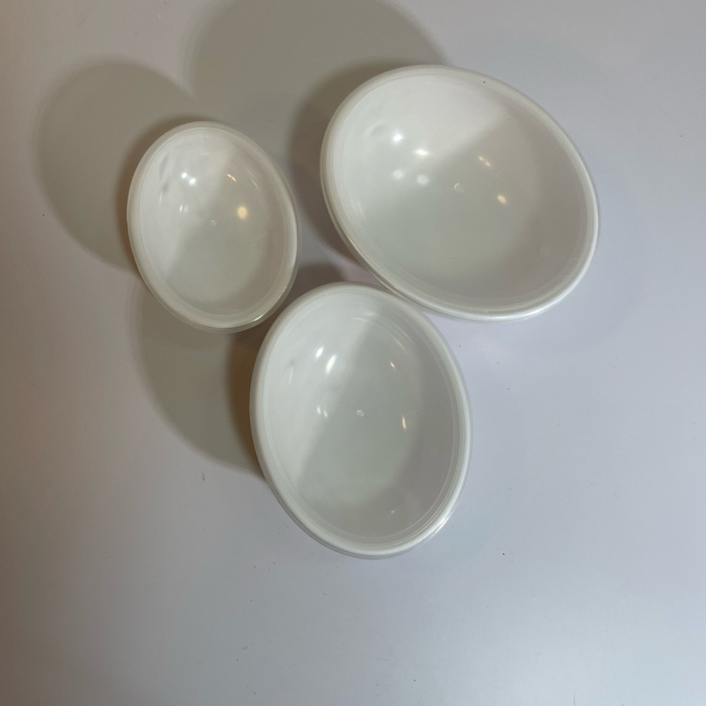 VTG Hutzler 3-White Small Melamine Nesting Prep Bowls with Lids  2005 2,4,8 Oz